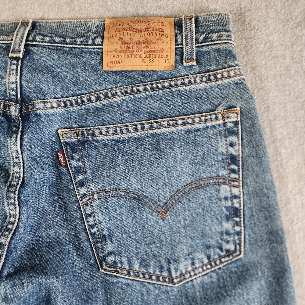 Vintage Levis 505 Jeans Mens 36x30 Blue Straight Fit Denim Medium Wash Tag 38x30